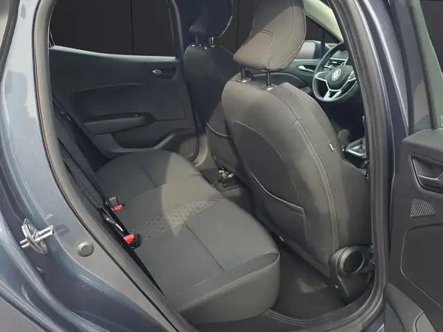 Renault Clio view 7