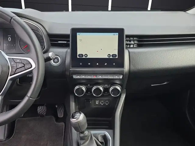 Renault Clio view 12