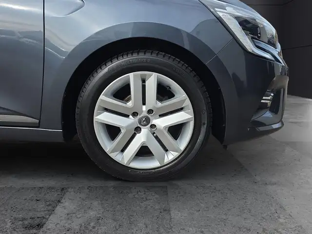 Renault Clio view 5