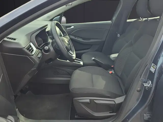 Renault Clio view 10