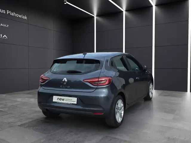 Renault Clio view 3