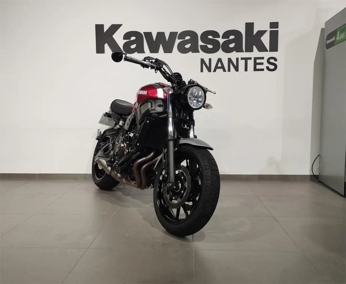 Yamaha XSR 700 Rojo - 1