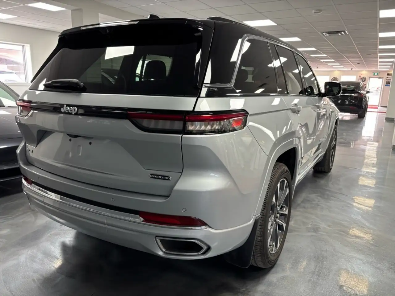 Jeep Grand Cherokee снимка Jeep Grand Cherokee