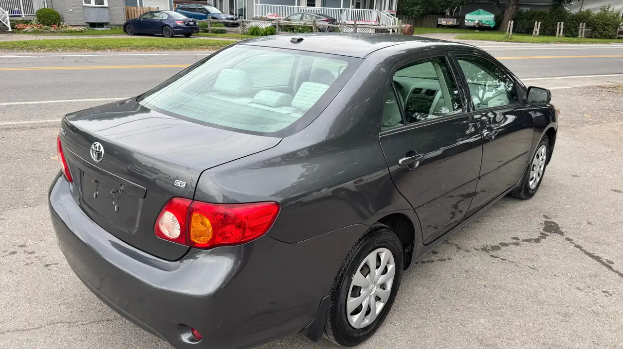 Toyota Corolla снимка Toyota Corolla