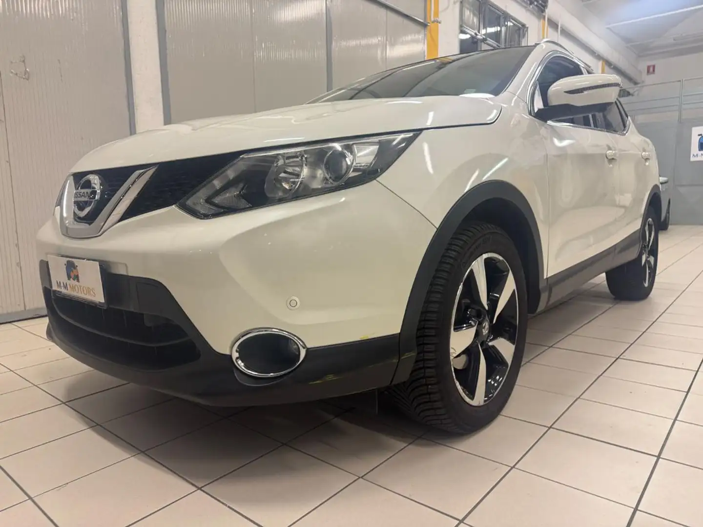 Nissan Qashqai 1.5 dCi N-Connecta Blanc - 2
