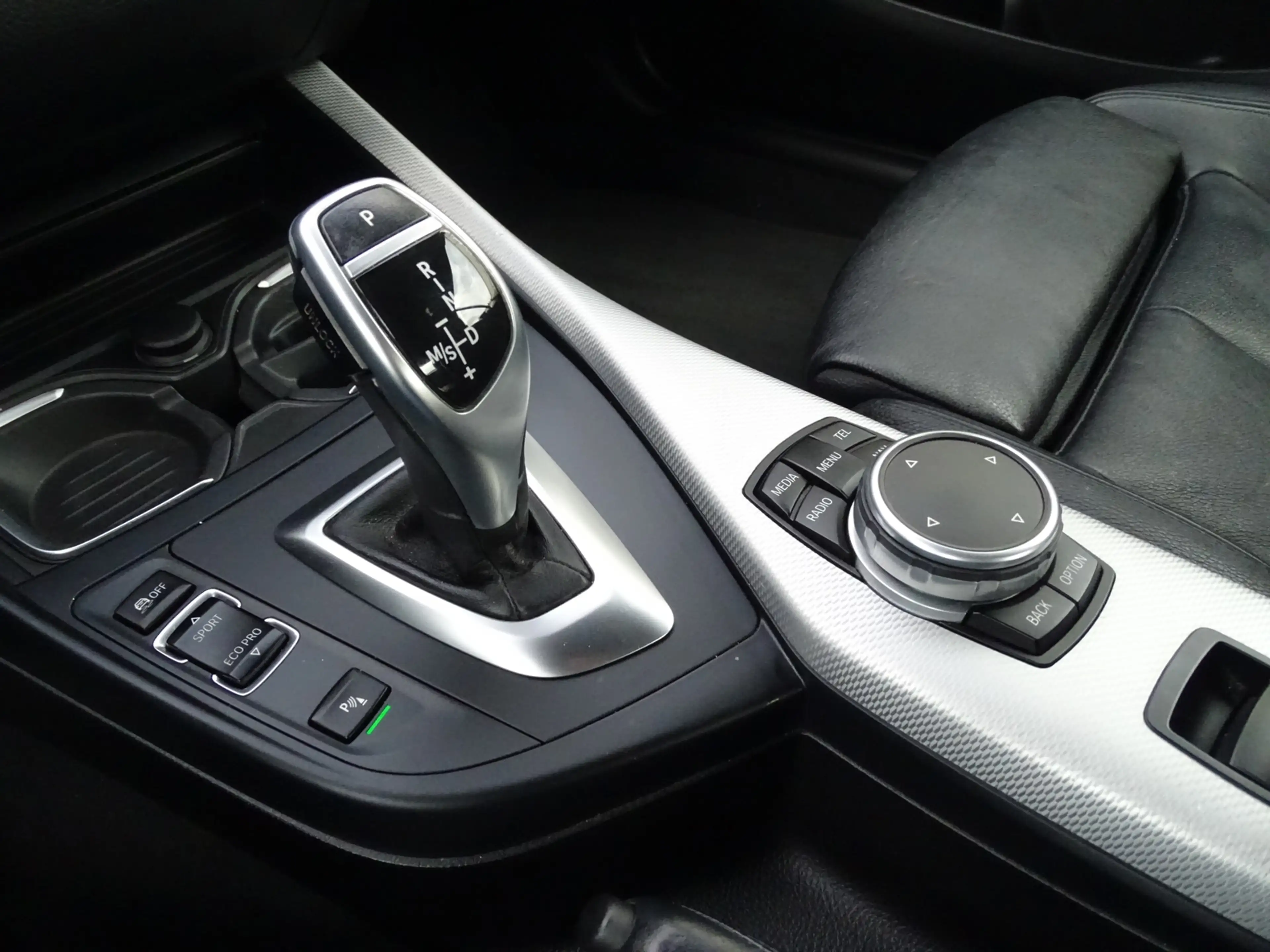 BMW 235 2-serie Cabrio M235i High Executive — photo 24