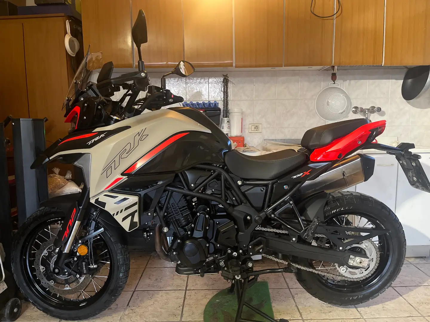 Benelli TRK 702 X Beige - 1