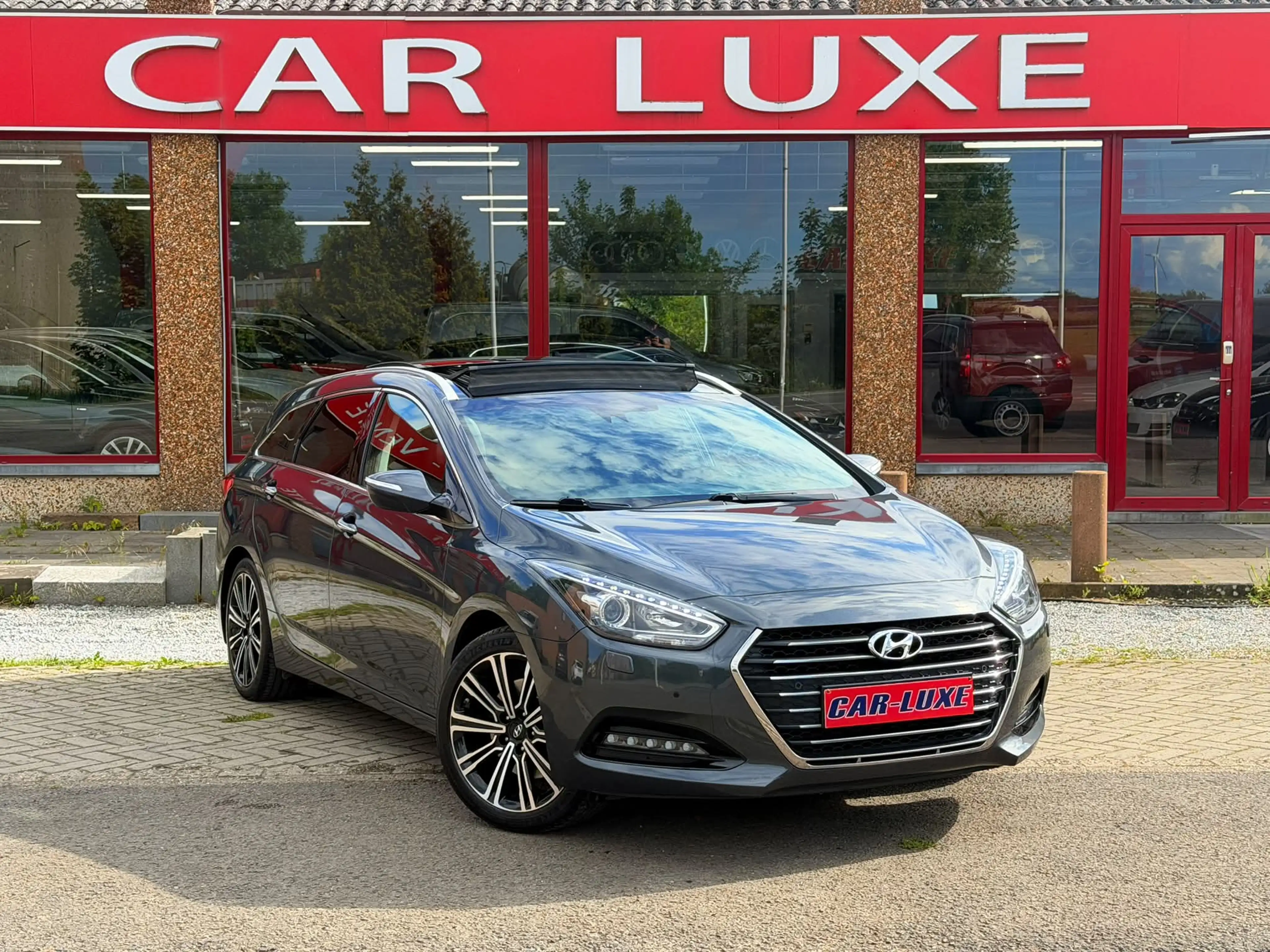 Hyundai i40 i40 SW 1.7 CRDi Premium ISG DCT — photo 7