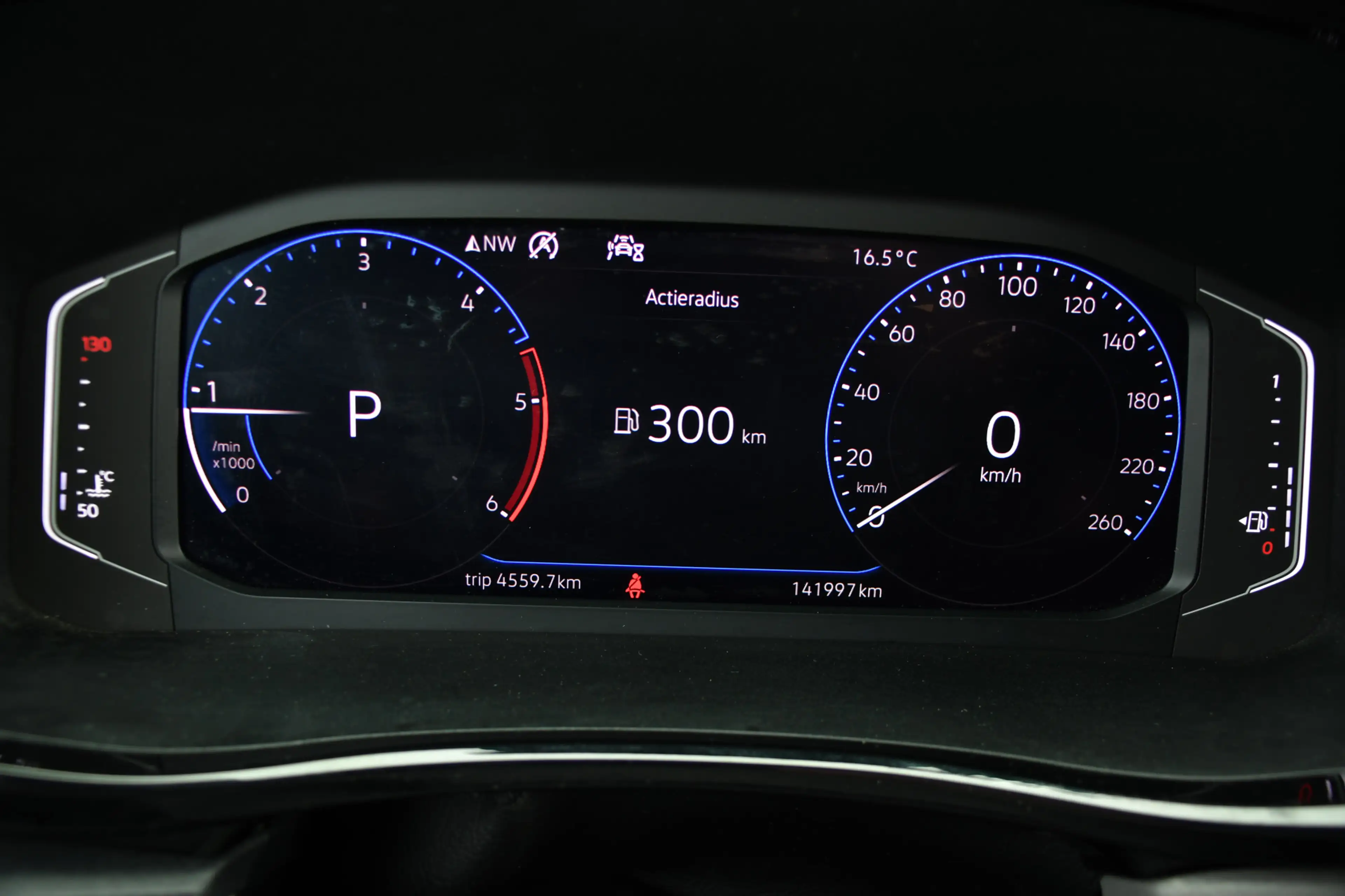 Volkswagen T6.1 Transporter 2.0 TDI L2H1 28 Bulli Virtual, Camera, Carplay, Ad — photo 28