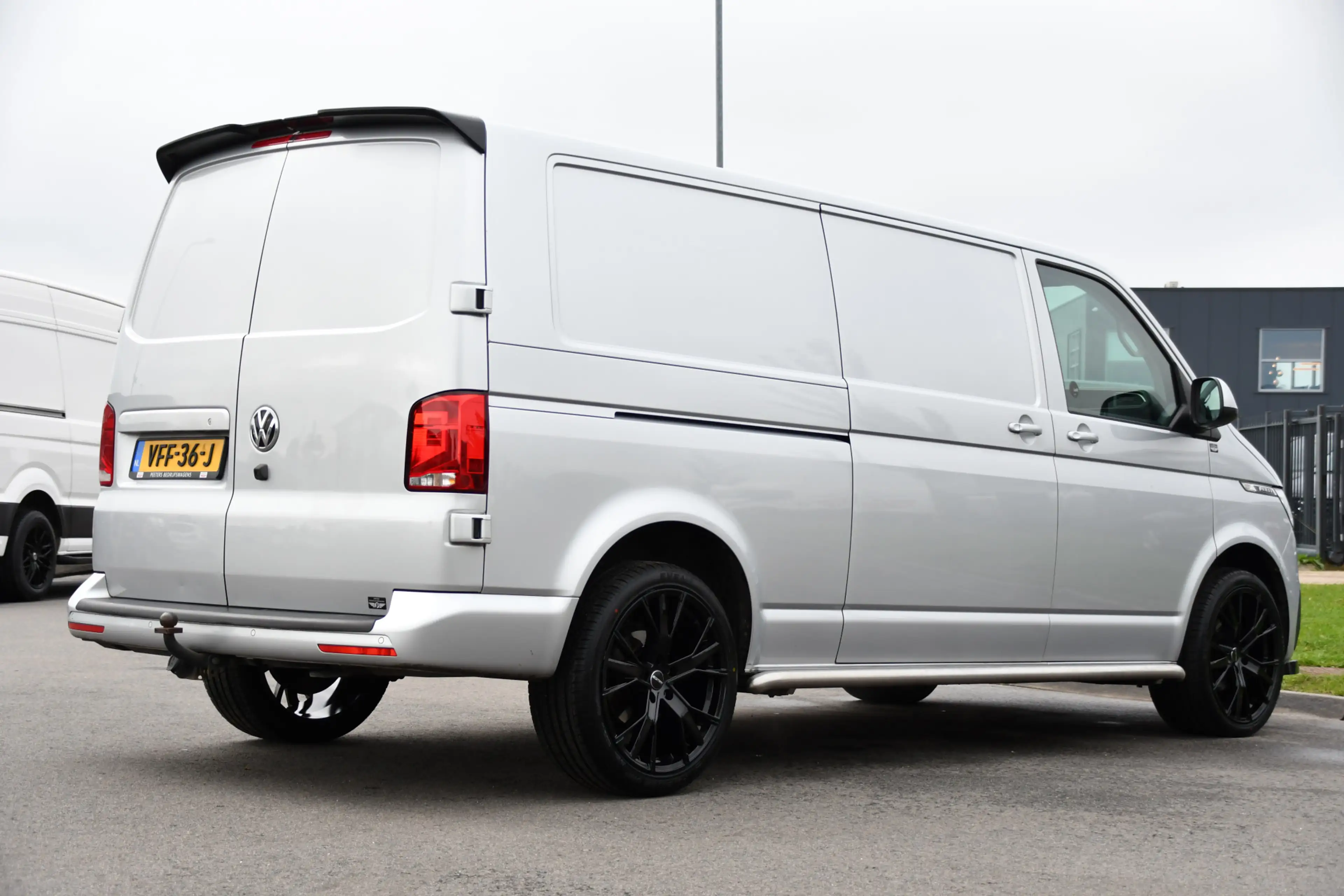 Volkswagen T6.1 Transporter 2.0 TDI L2H1 28 Bulli Virtual, Camera, Carplay, Ad — photo 6