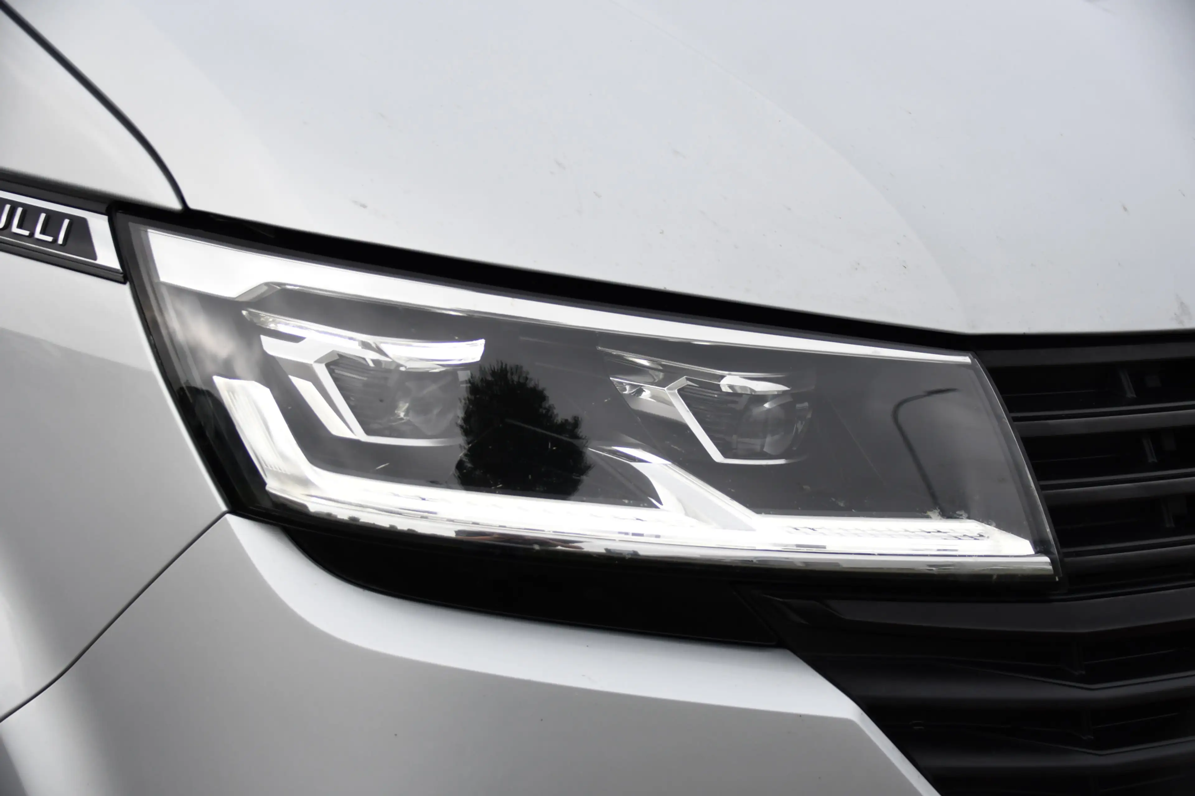 Volkswagen T6.1 Transporter 2.0 TDI L2H1 28 Bulli Virtual, Camera, Carplay, Ad — photo 25