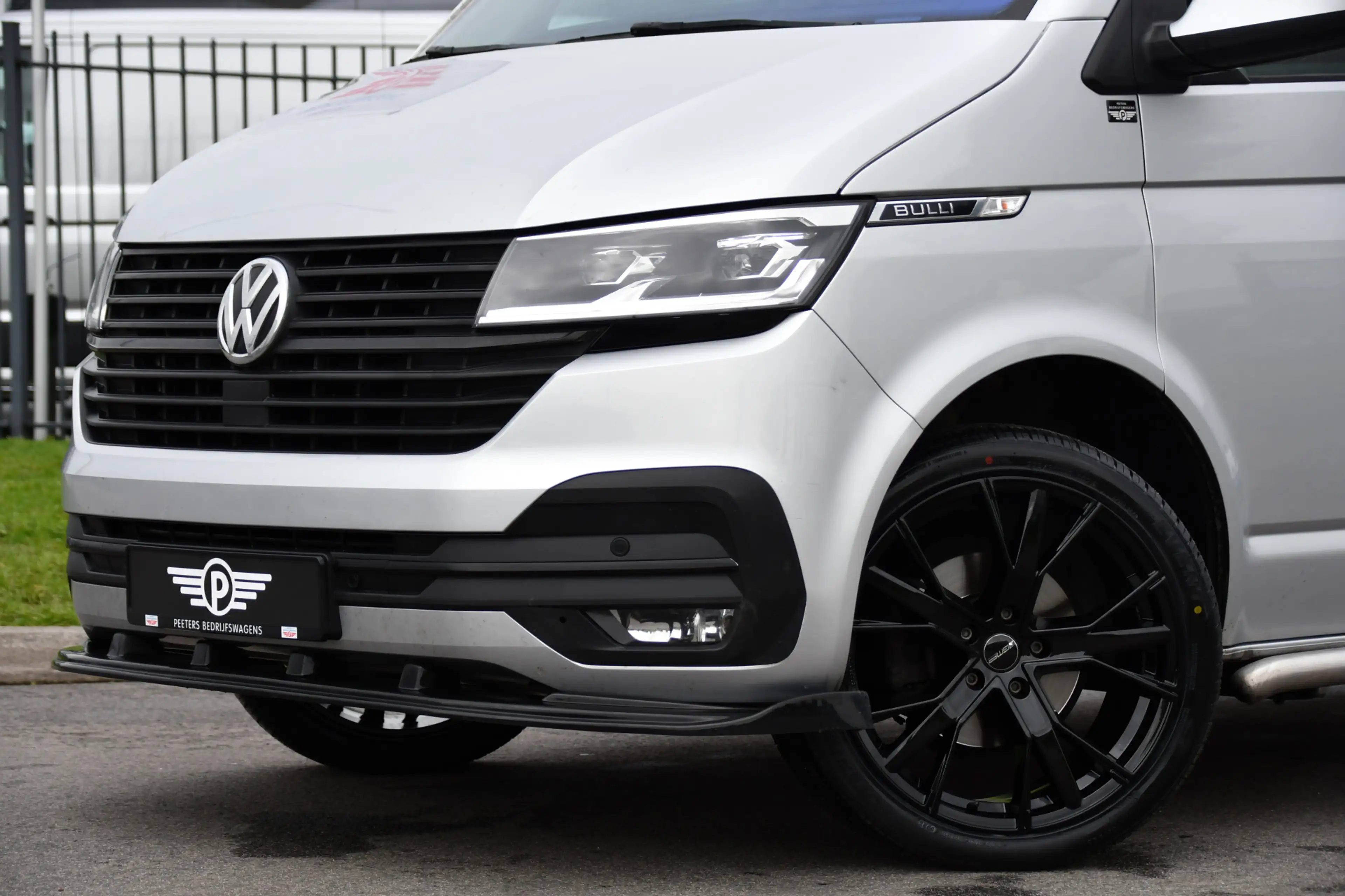 Volkswagen T6.1 Transporter 2.0 TDI L2H1 28 Bulli Virtual, Camera, Carplay, Ad — photo 7