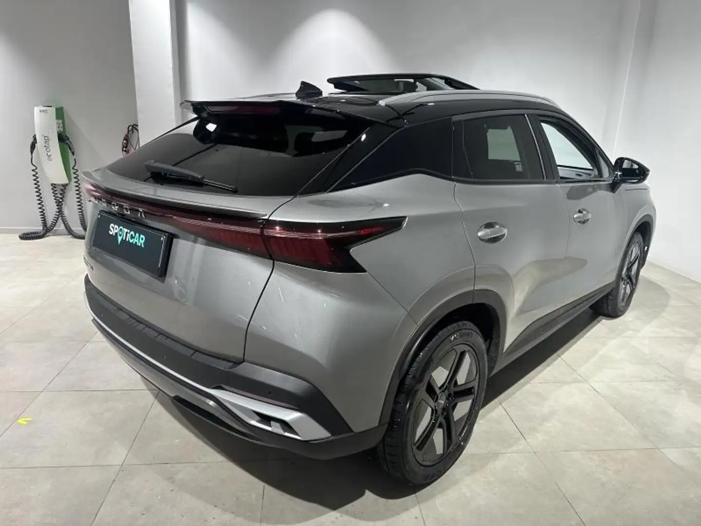Omoda 5 PREMIUM Grau - 2