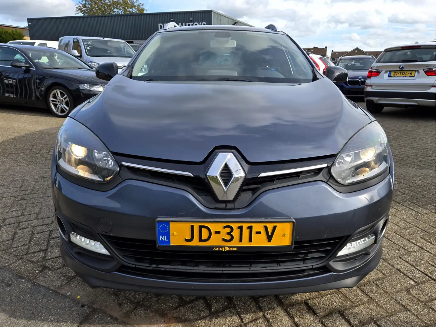 Renault Megane Estate 1.5 dCi Limited NAVI/CLIMATE/CRUISE/LMV Grijs - 2