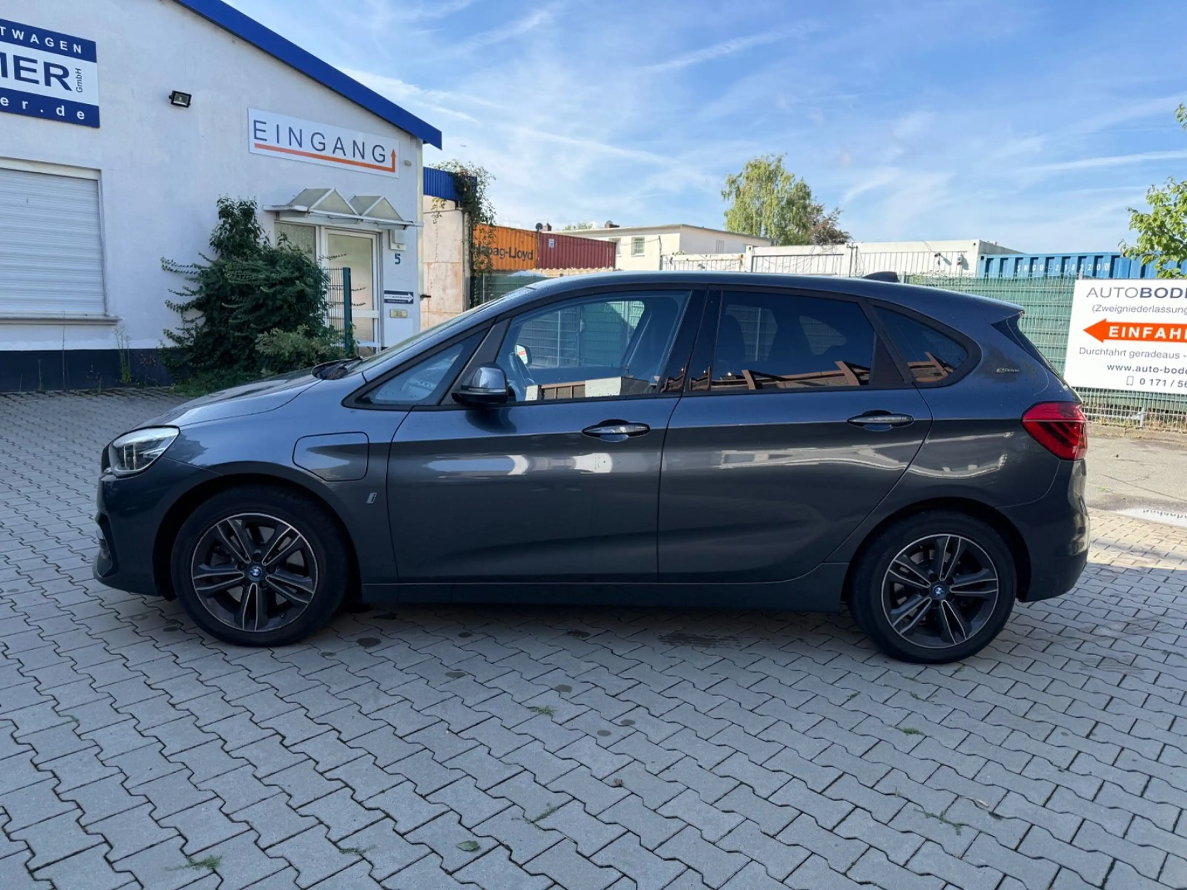 BMW 225 225xe Active Tourer iPerformance Sport Line·LED — photo 4