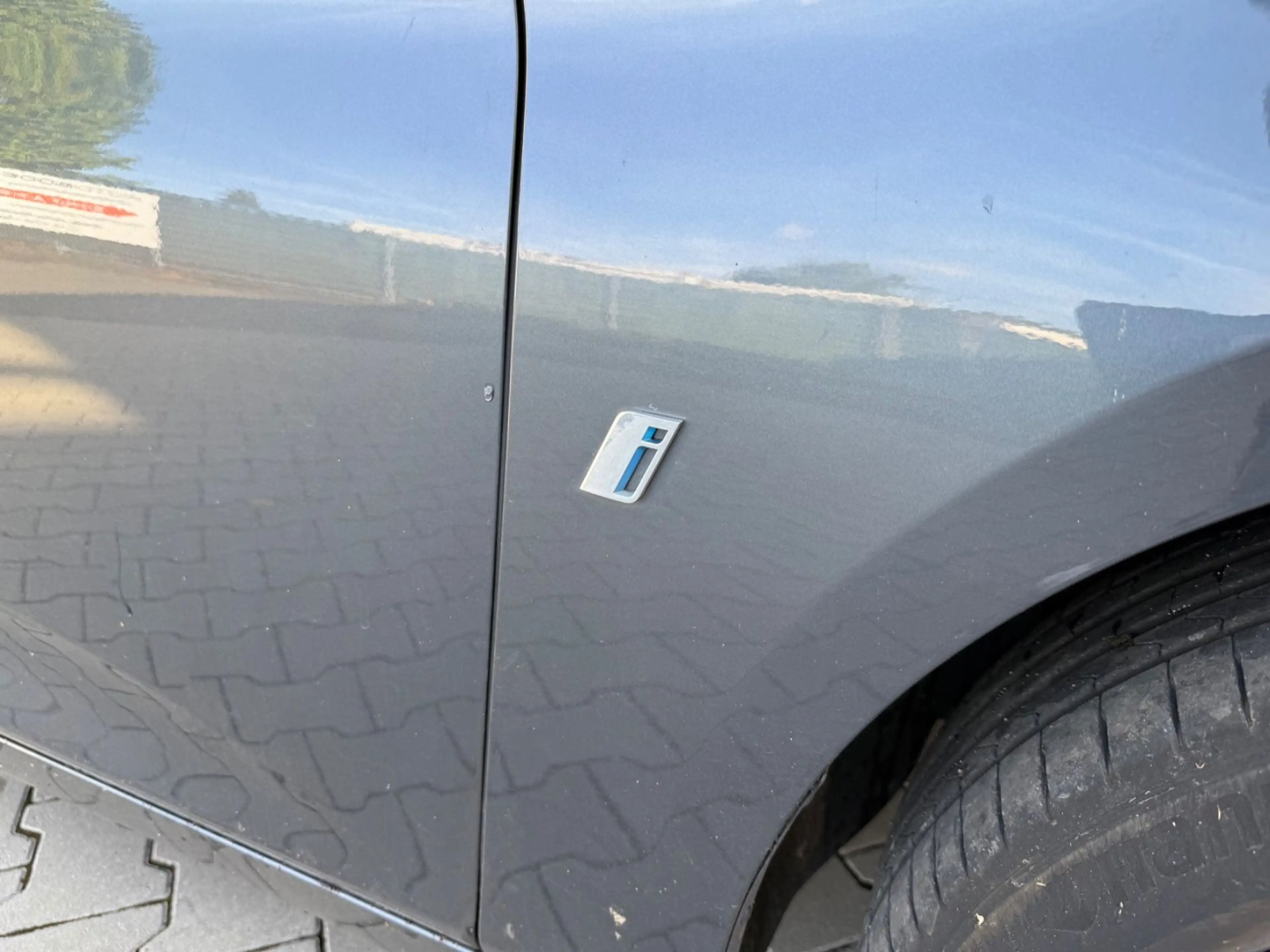 BMW 225 225xe Active Tourer iPerformance Sport Line·LED — photo 8