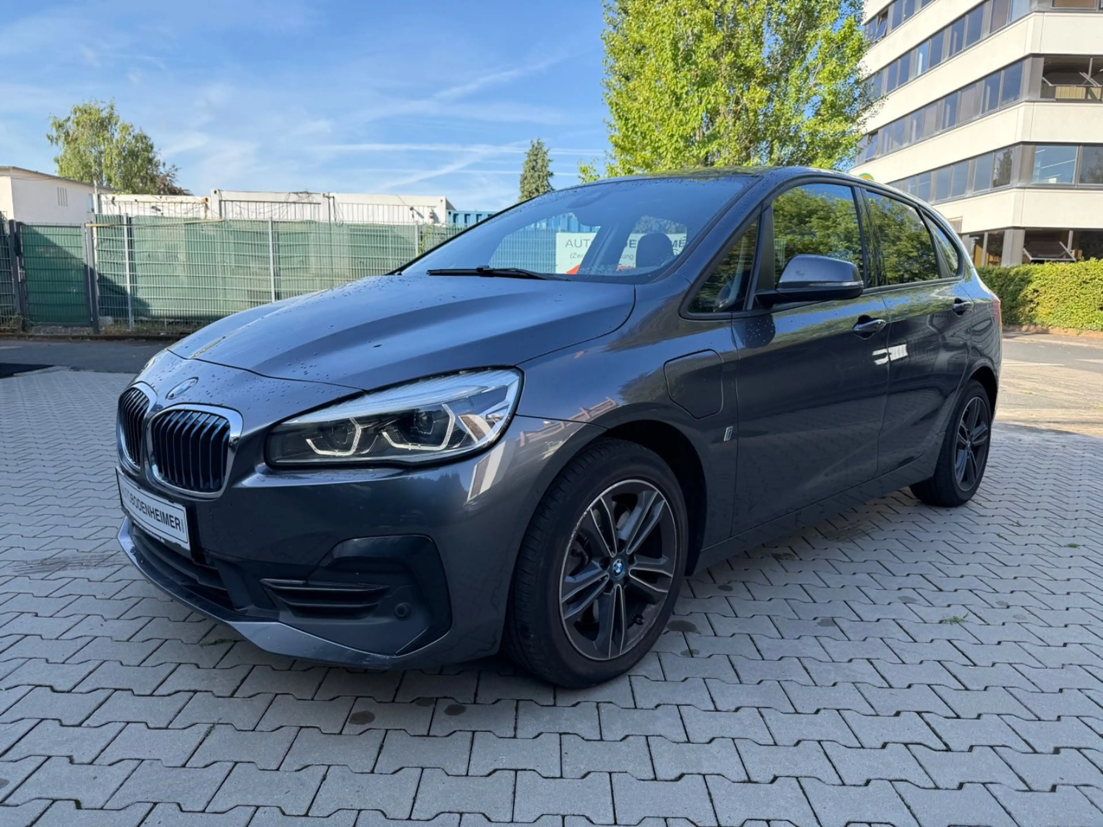 BMW 225 225xe Active Tourer iPerformance Sport Line·LED — photo 3