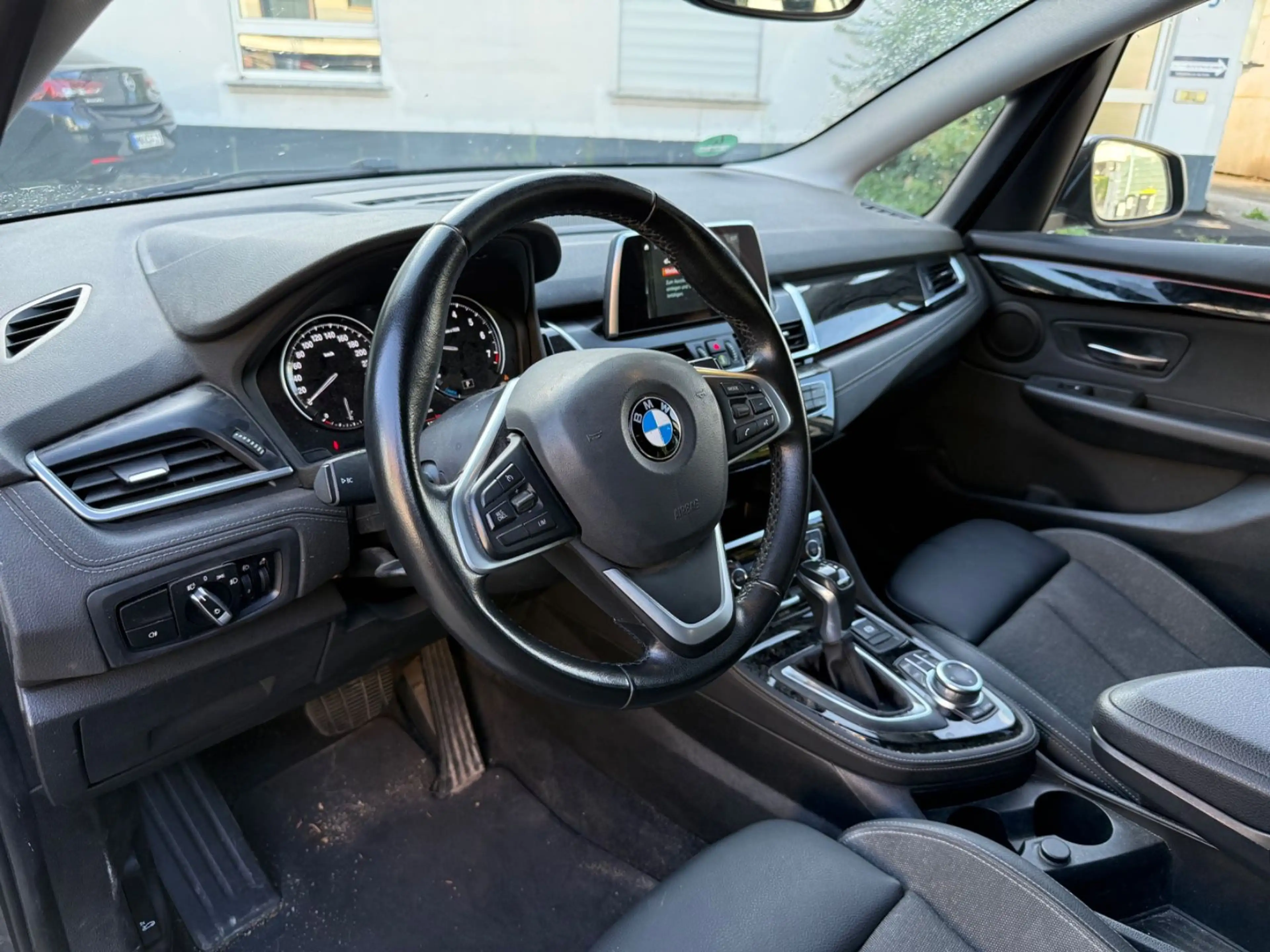 BMW 225 225xe Active Tourer iPerformance Sport Line·LED — photo 14
