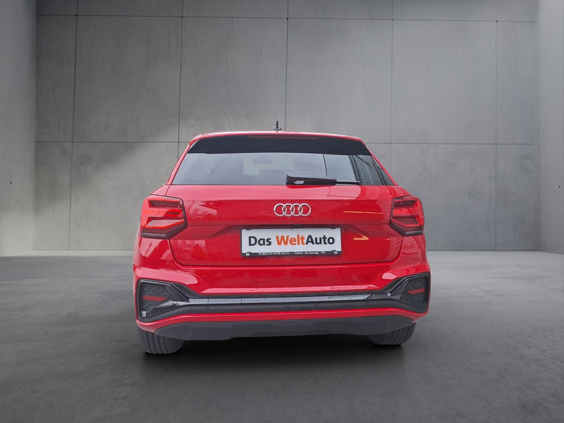 Audi Q2 35 TFSI S line — photo 5