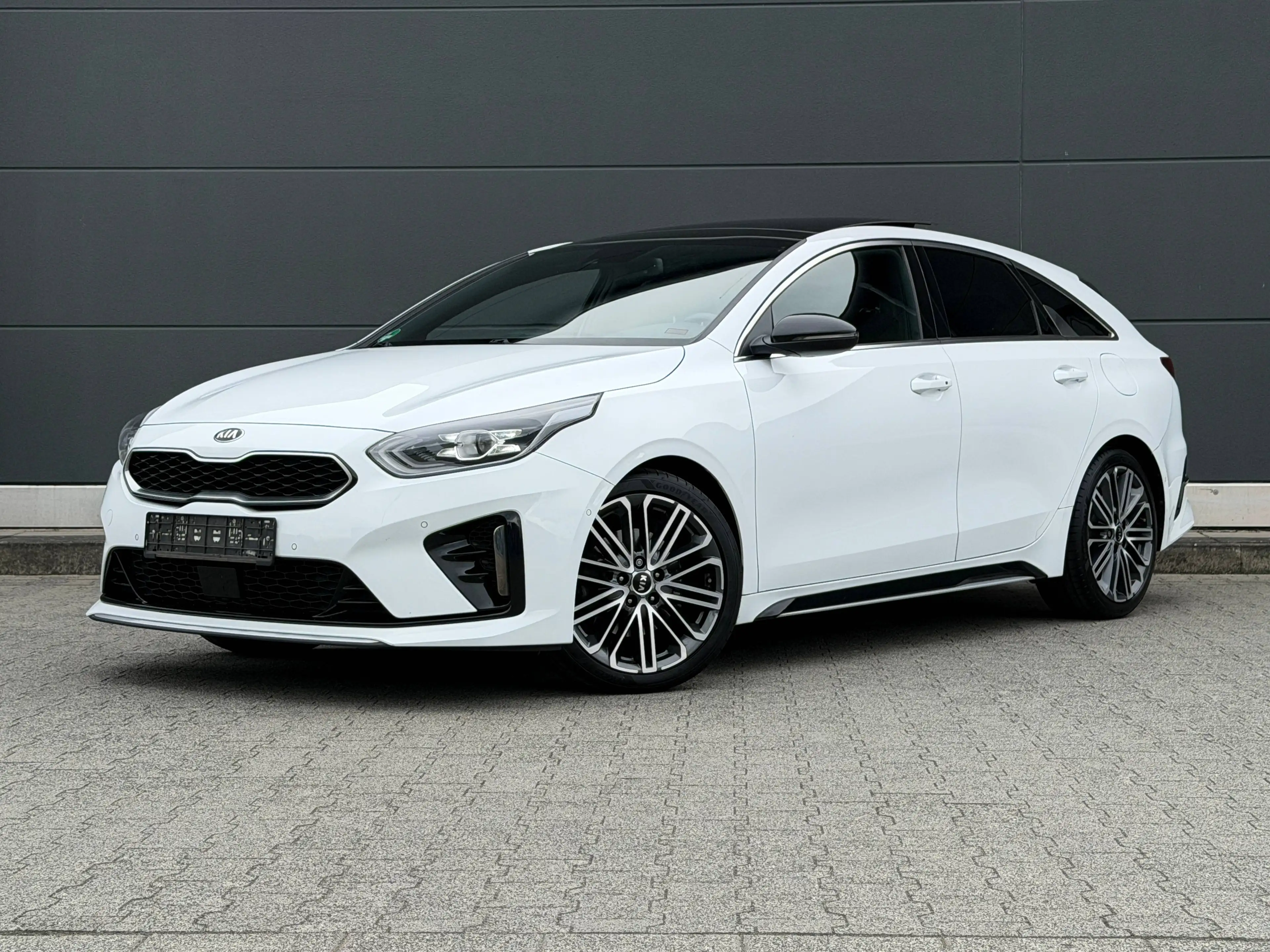 Kia ProCeed / pro_cee'd GT-Line JBL Pano Memory-Sitz Unfallfrei LED 2. Hand TOP ZUSTAND