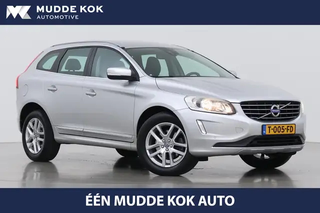 Volvo XC60 D3 Momentum | Trekhaak | Leder | Memory | Cruise C