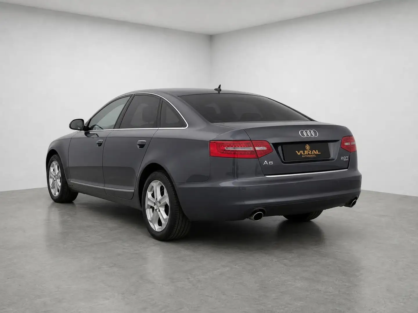 Audi A6 2.8 FSI Grau - 2
