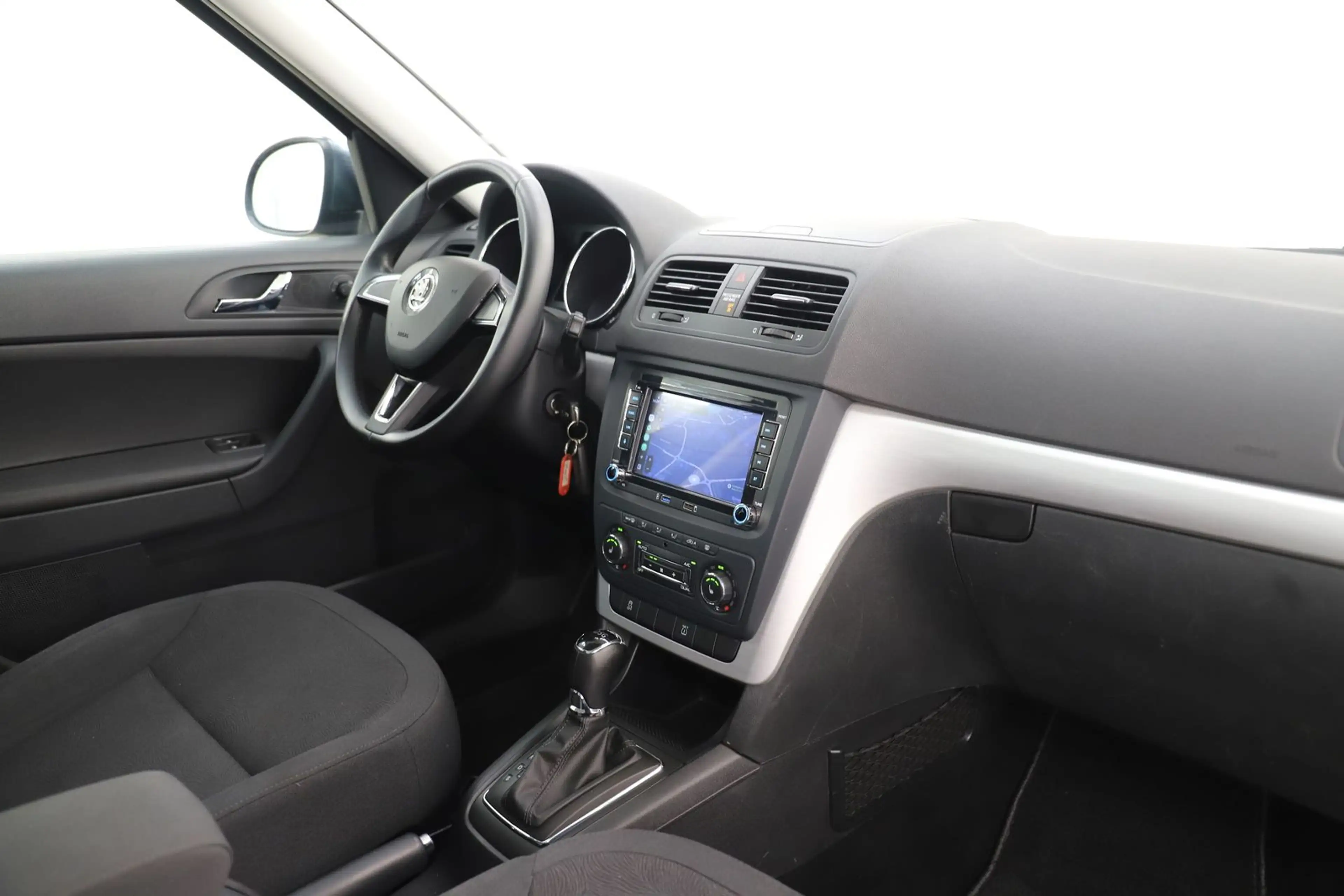 Skoda Yeti 1.2TSI 105PS Automatik Ambition Klima PDC — photo 15