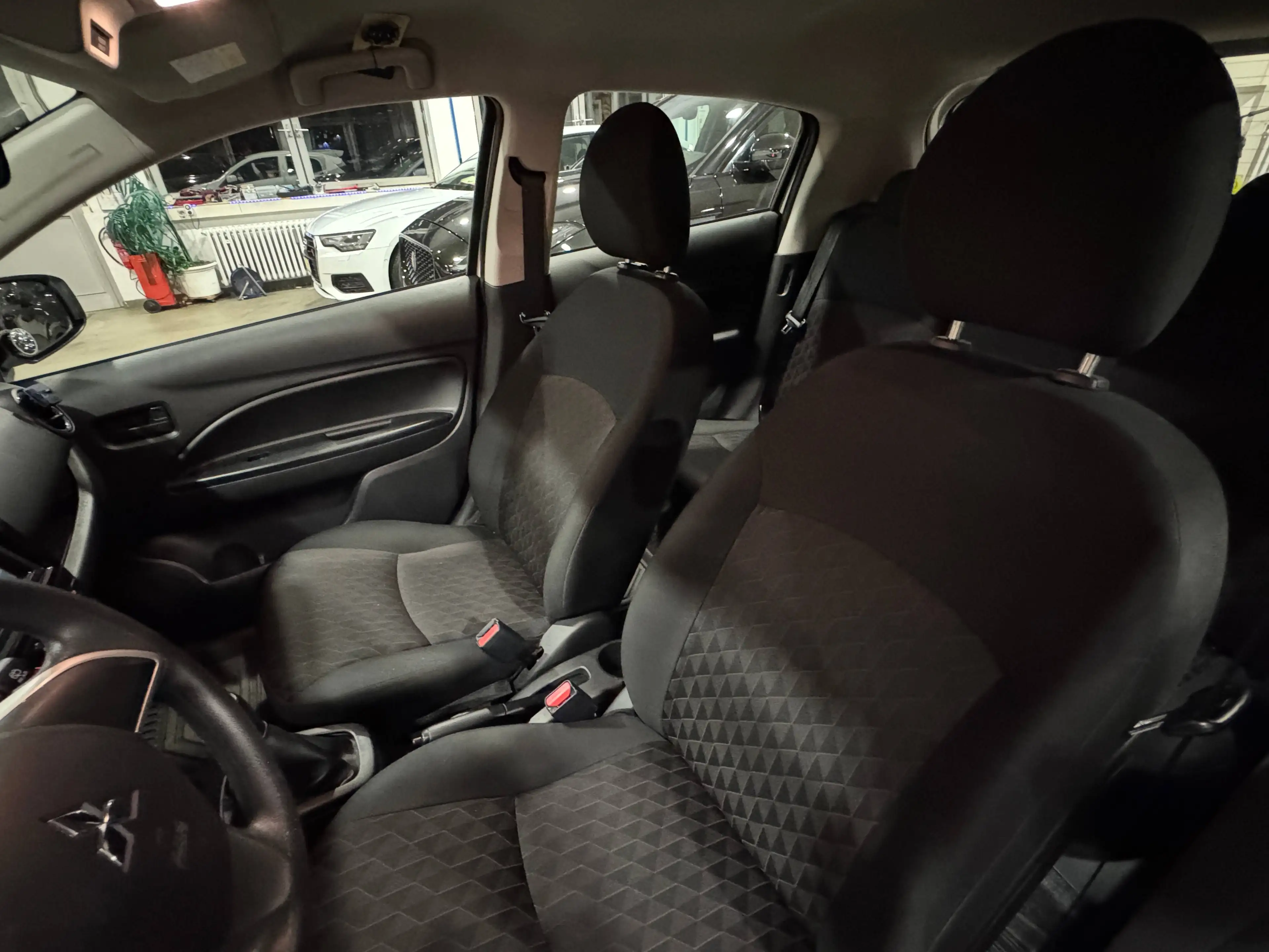 Mitsubishi Space Star Select 1,2i,KLIMA,Servo,ZV mit FUNK,Werksgarantie — photo 19