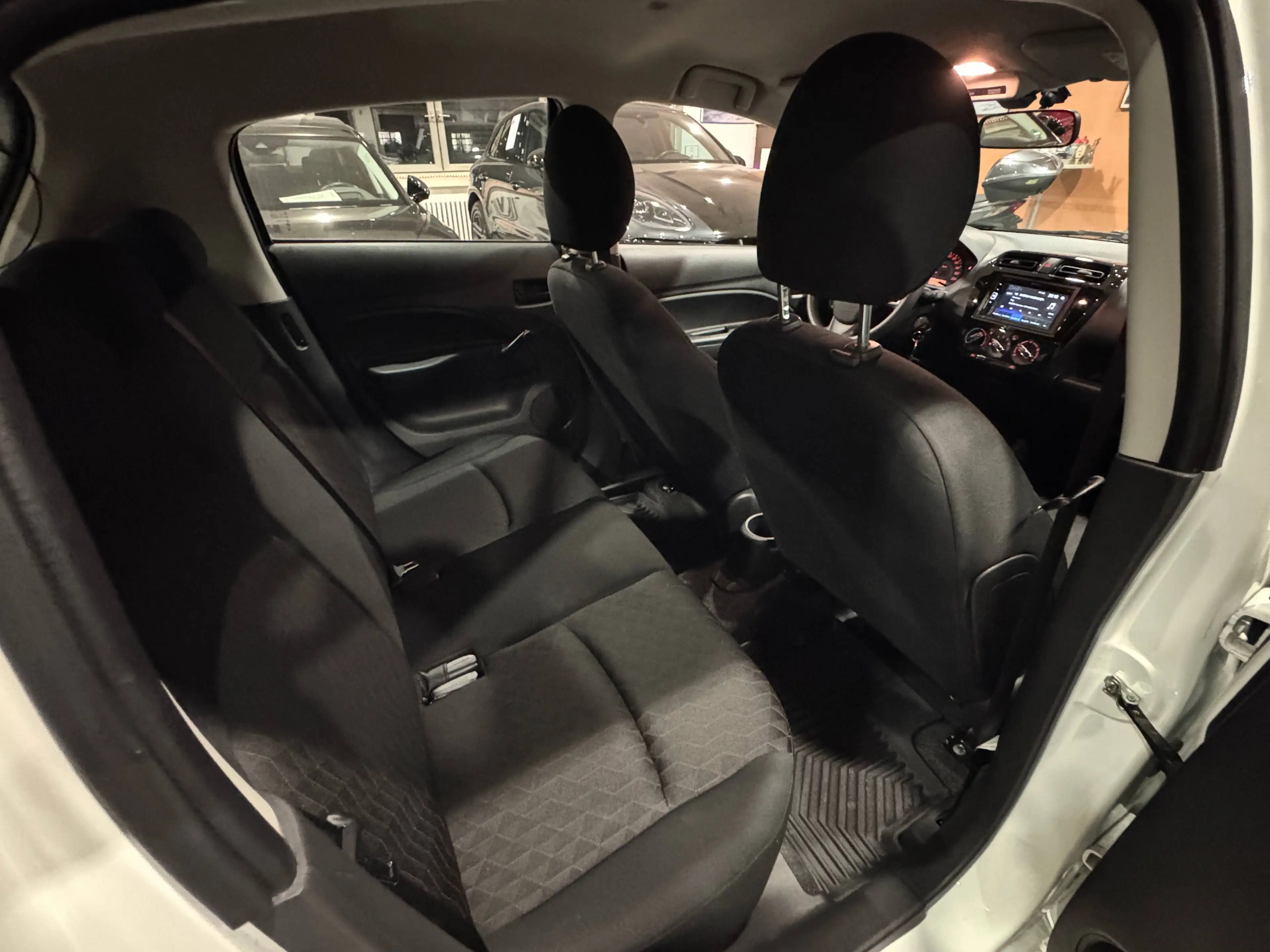Mitsubishi Space Star Select 1,2i,KLIMA,Servo,ZV mit FUNK,Werksgarantie — photo 15
