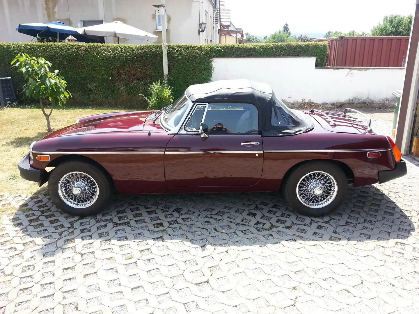 MG MGB Oldtimer BJ. 1977 Rot - 1