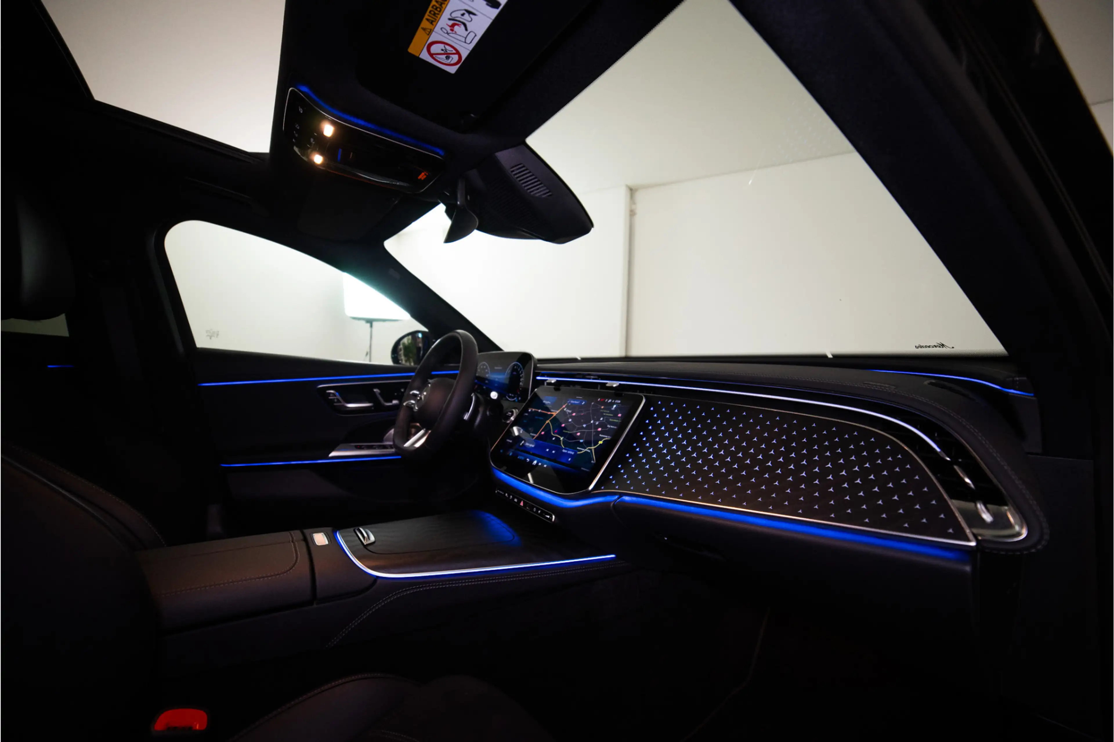 Mercedes-Benz E 300 Estate e Premium+ AMG 313PK | Burmester | Pano | T — photo 27