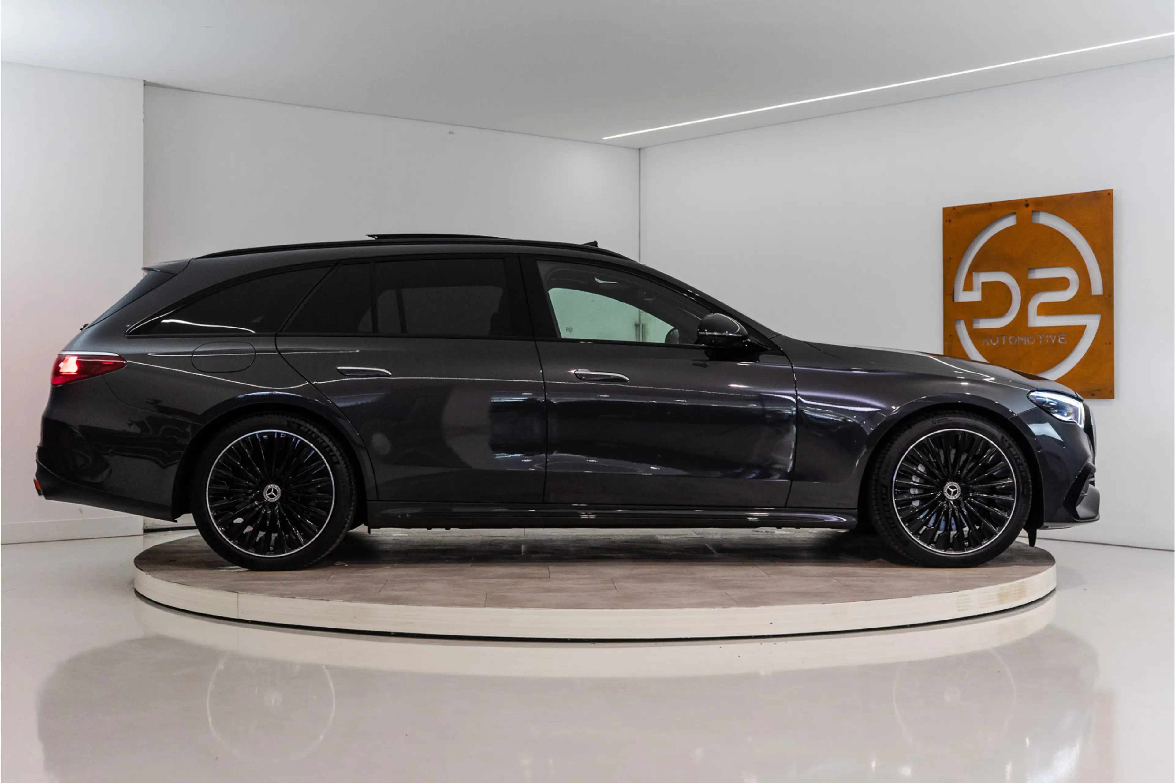 Mercedes-Benz E 300 Estate e Premium+ AMG 313PK | Burmester | Pano | T — photo 6