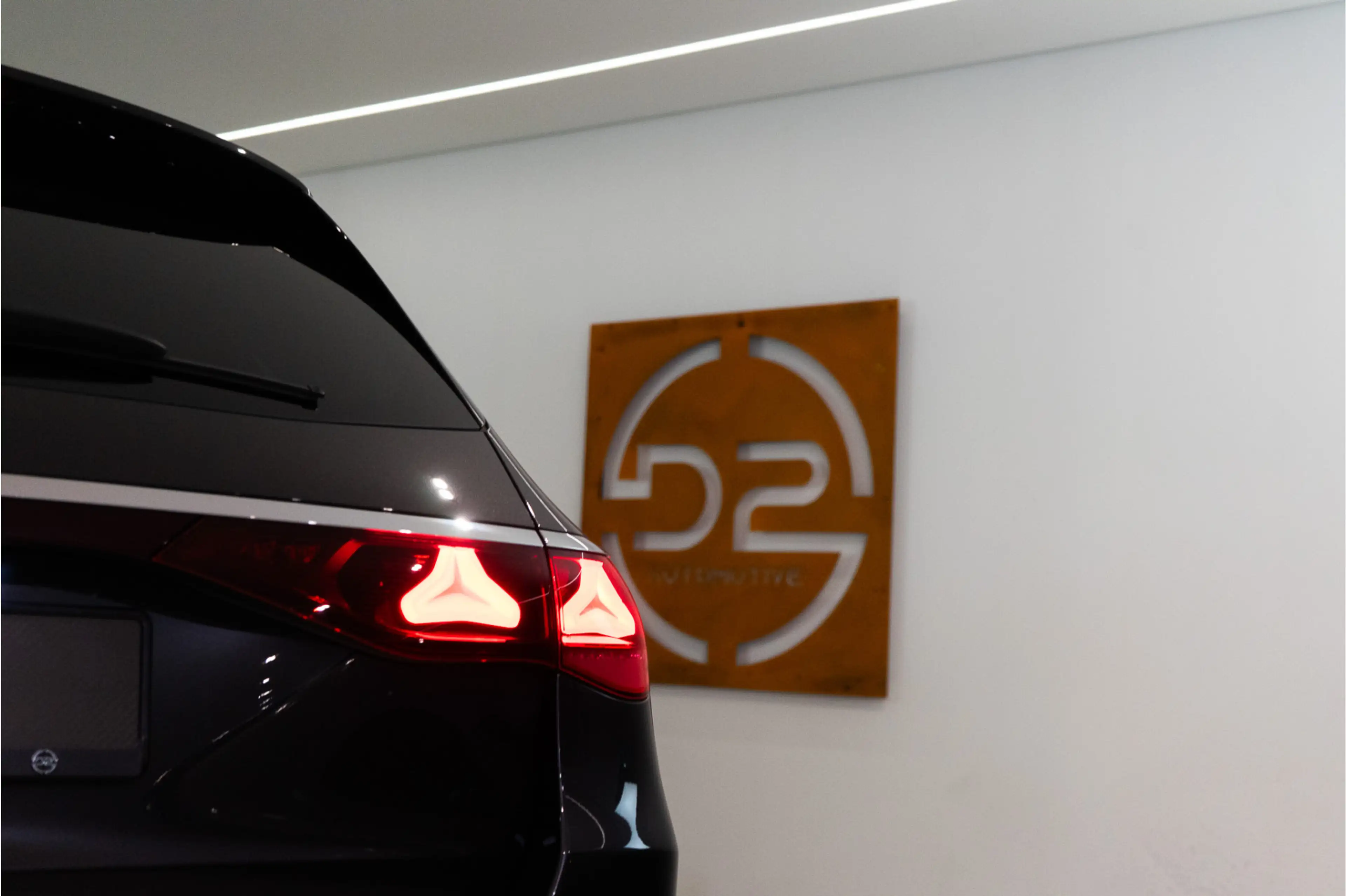 Mercedes-Benz E 300 Estate e Premium+ AMG 313PK | Burmester | Pano | T — photo 19