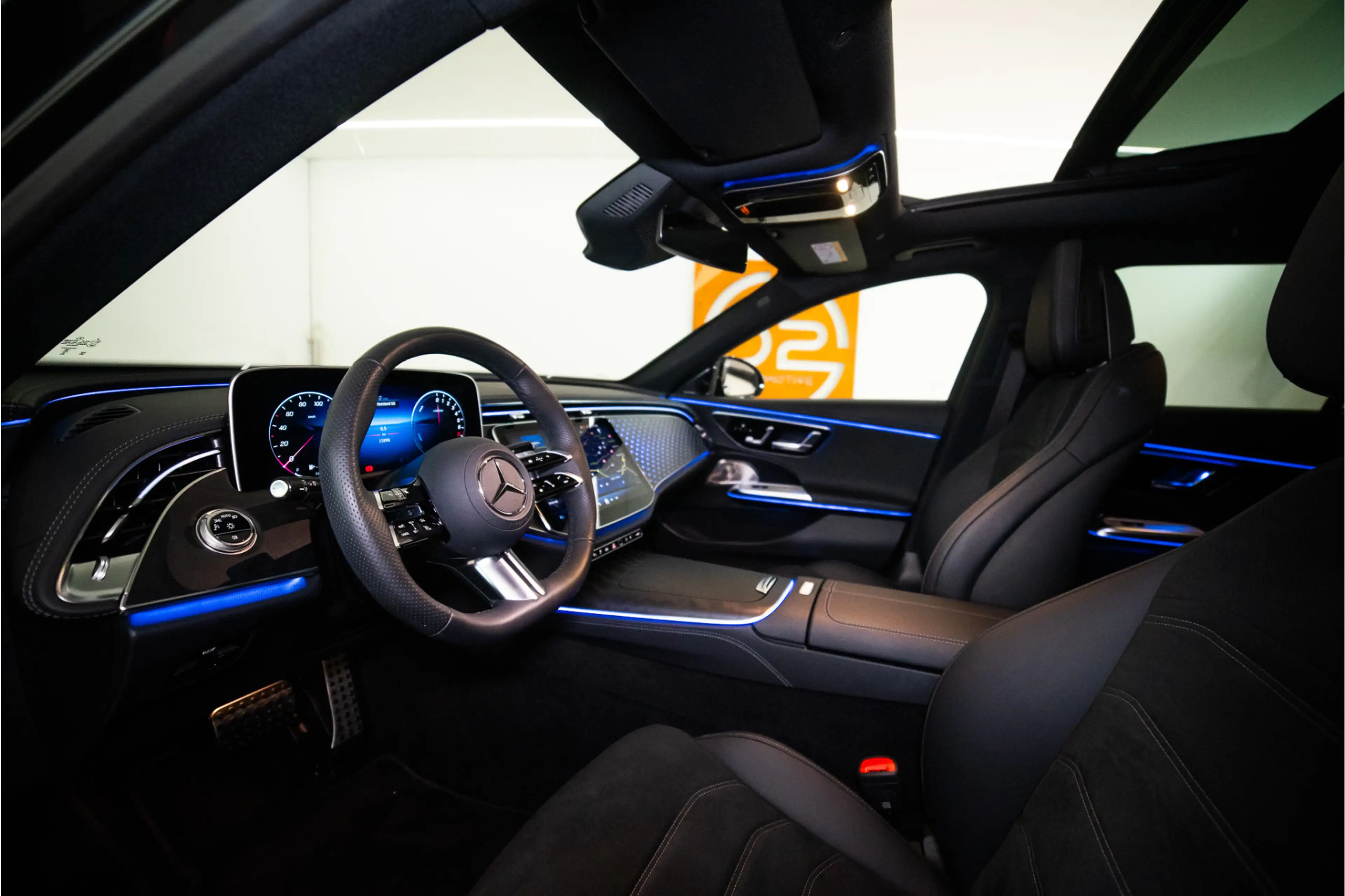 Mercedes-Benz E 300 Estate e Premium+ AMG 313PK | Burmester | Pano | T — photo 25