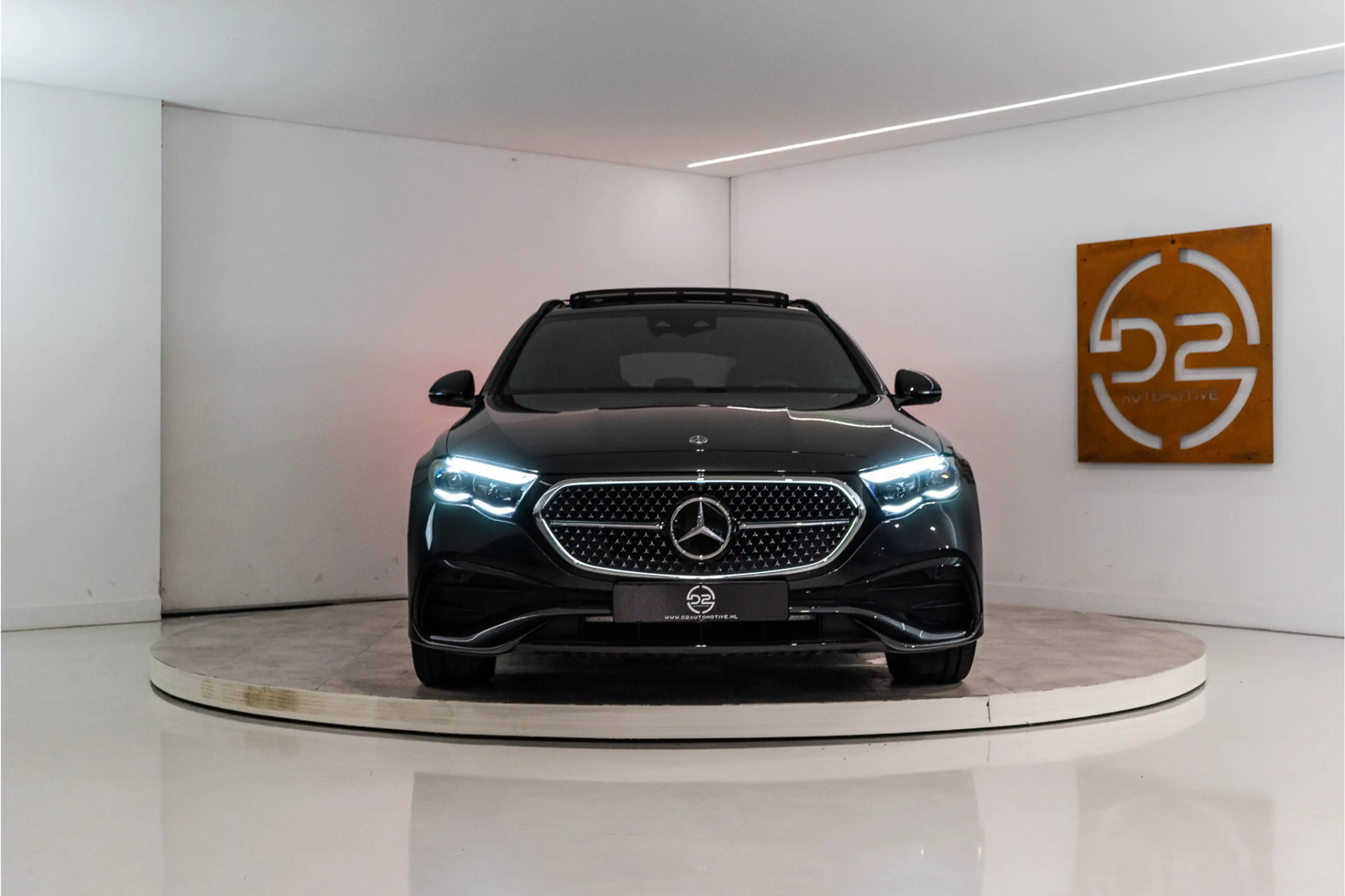 Mercedes-Benz E 300 Estate e Premium+ AMG 313PK | Burmester | Pano | T — photo 8