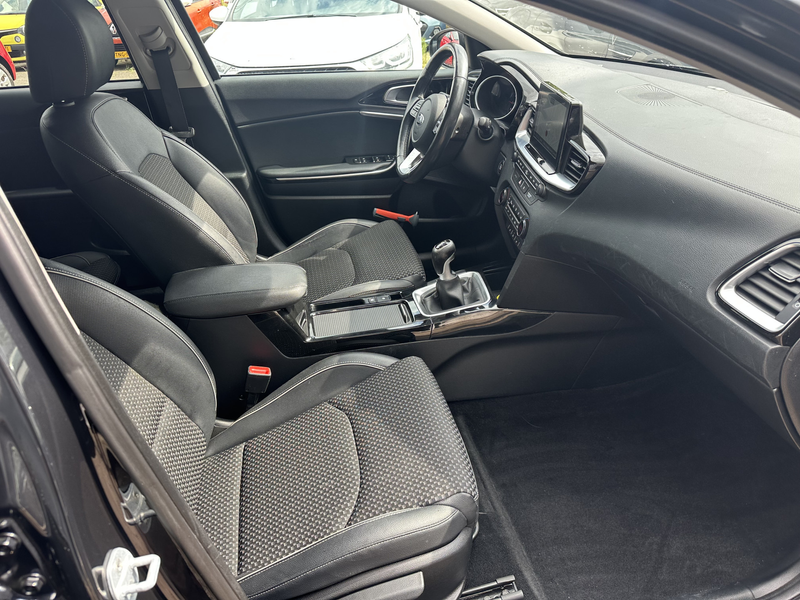 Kia Ceed SW / cee'd SW Sportswagon 1.0 T-GDi DynamicPlusLine — photo 5