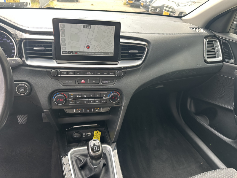 Kia Ceed SW / cee'd SW Sportswagon 1.0 T-GDi DynamicPlusLine — photo 6