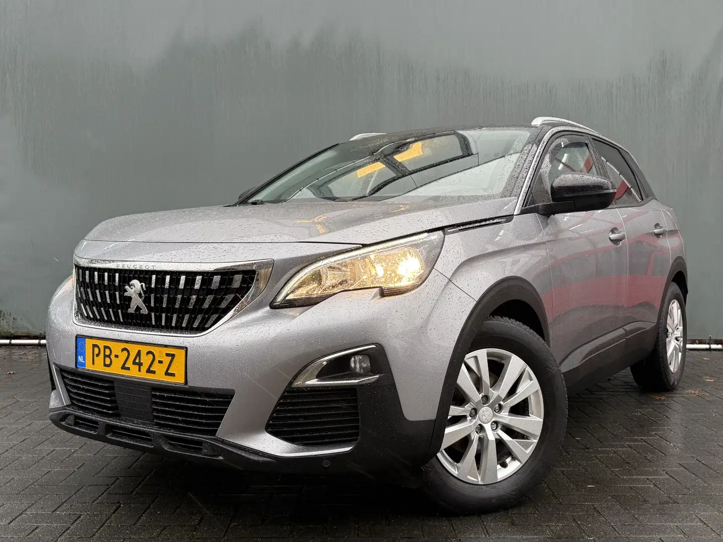 Peugeot 3008 BWJ 2017 1.2 PureTech 131 PK Blue Lease Executive Gris - 2