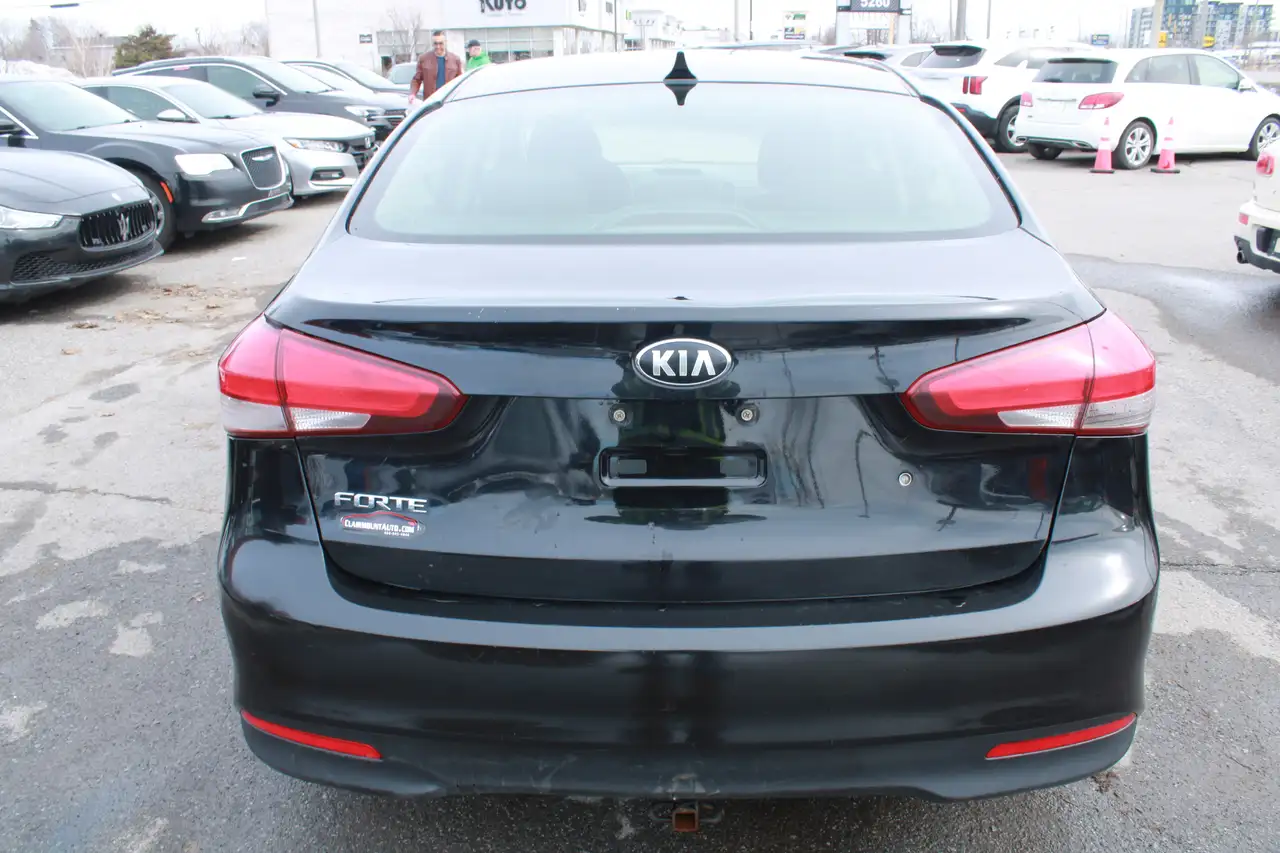 Kia Forte fotografie Kia Forte