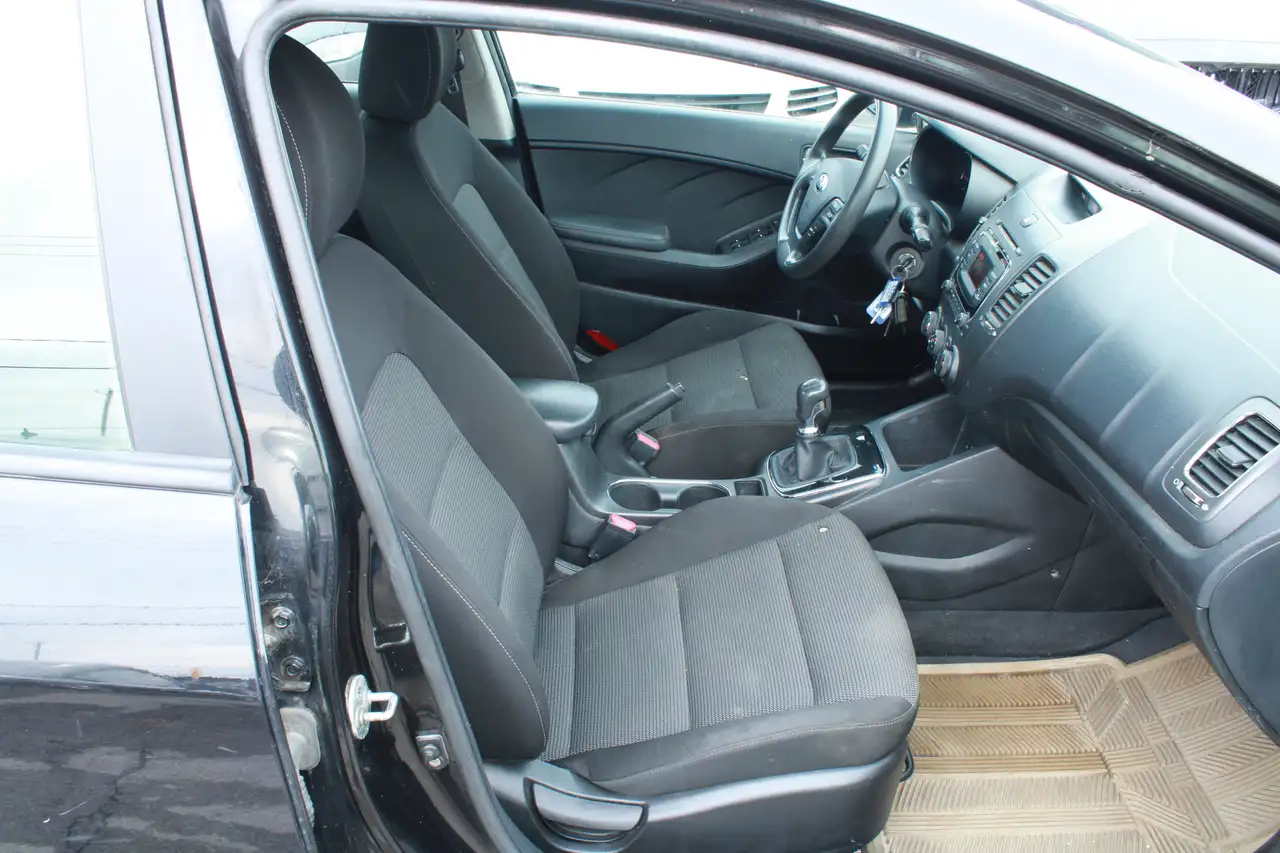Kia Forte fotografie Kia Forte