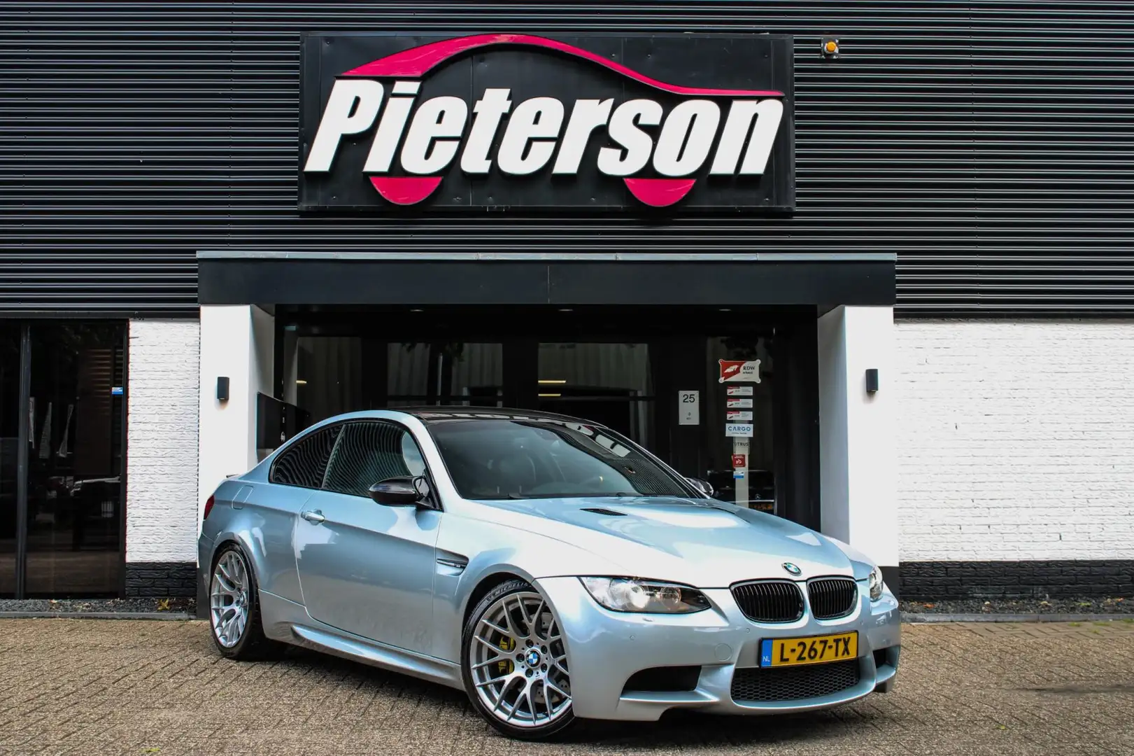 BMW M3 3-serie Coupé HANDBAK YOUNGTIMER CARBON H&K MEMORY Grijs - 1
