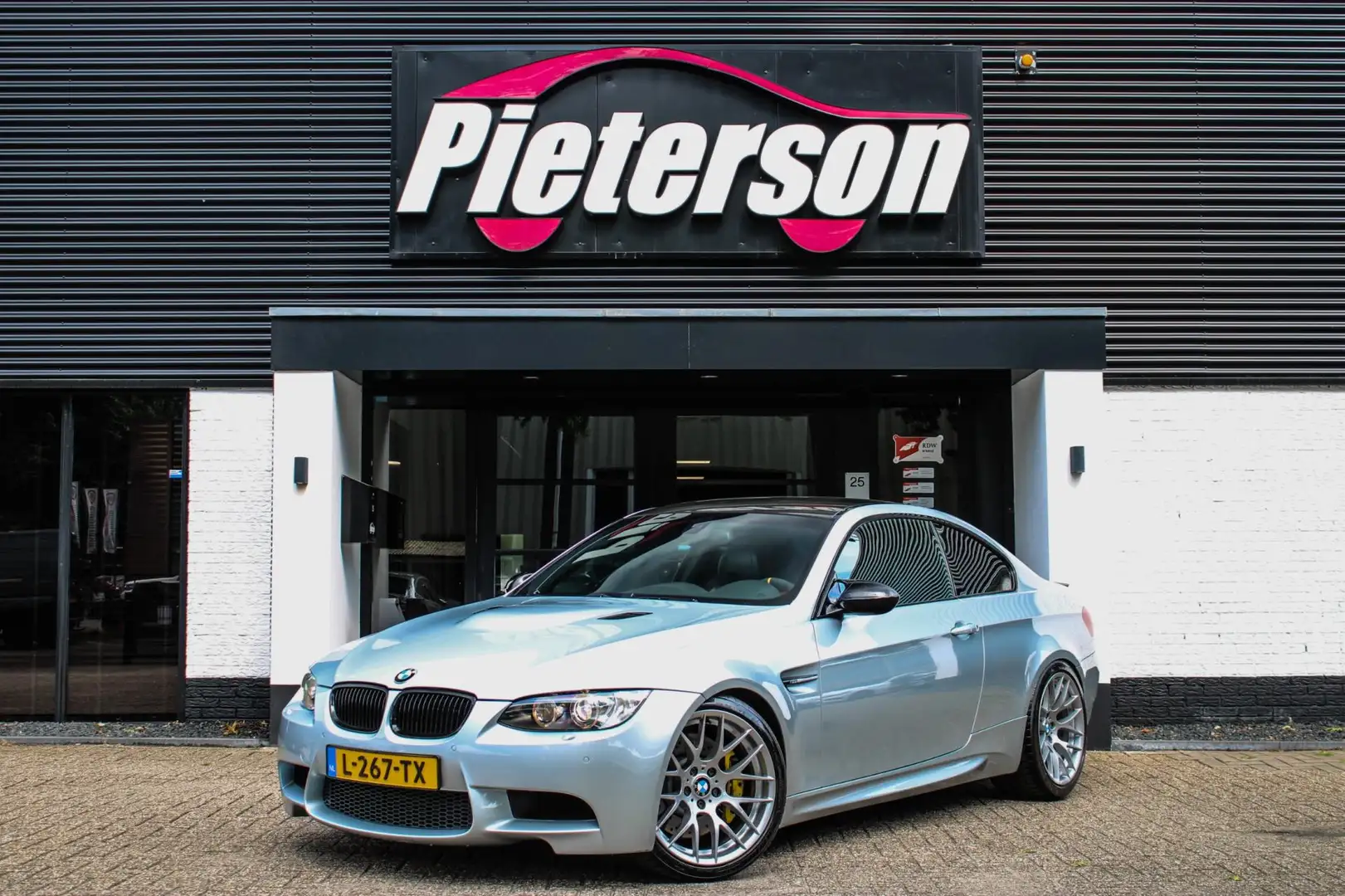BMW M3 3-serie Coupé HANDBAK YOUNGTIMER CARBON H&K MEMORY Grijs - 2