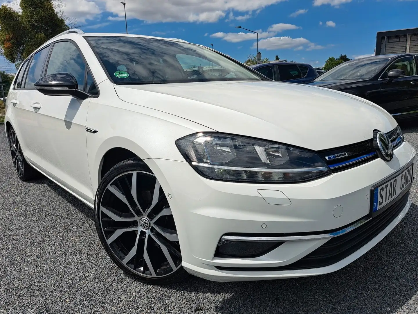 Volkswagen Golf VII Variant IQ.DRIVE BlueMotion DSG ACC Blanc - 1