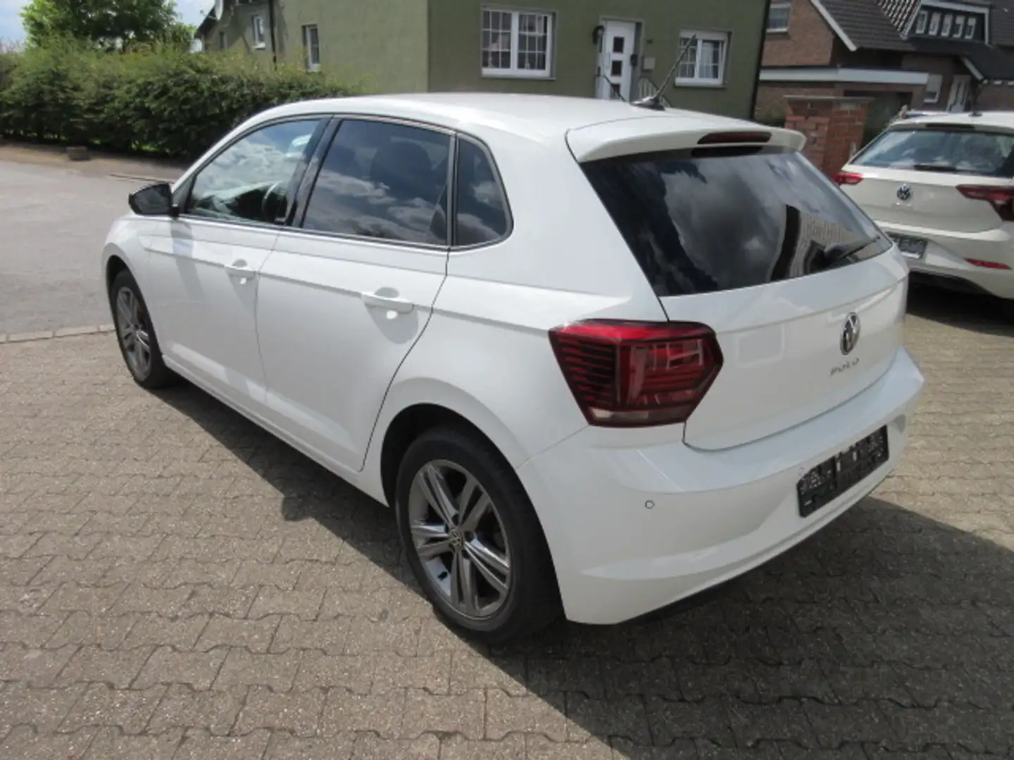 Volkswagen Polo United 1.0 TSI NAVI KAMERA ALU KEYLESS APS SITZHZG Weiß - 2