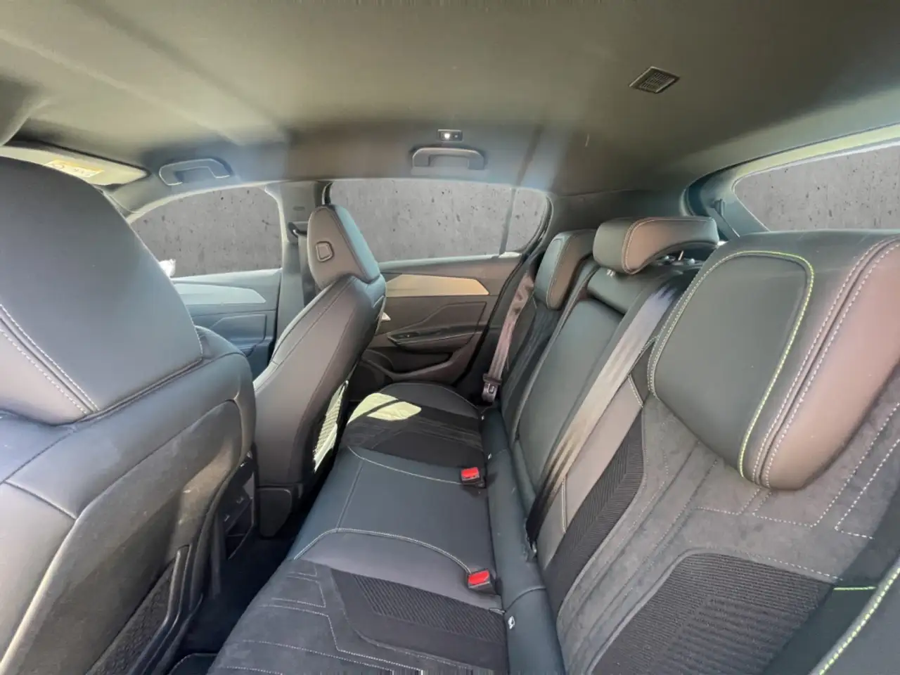 Peugeot 308 GT BlueHDi 130 EAT8 Navi LED Memory Sitze Soundsys, миниатюра 8