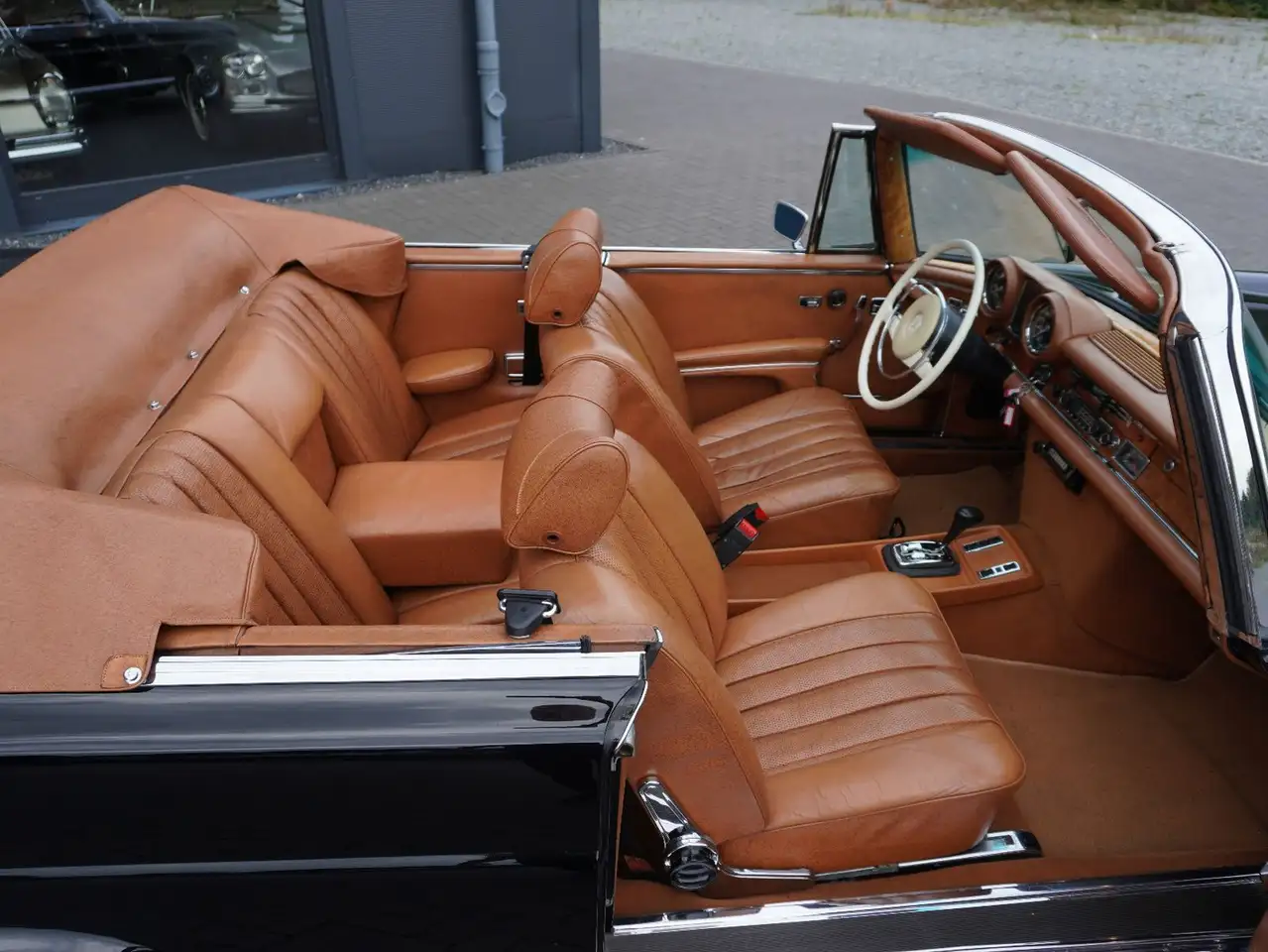 Mercedes-Benz 280 SE 3,5 Cabrio orig.o4o Schwarz HH-Ausl., foto 12