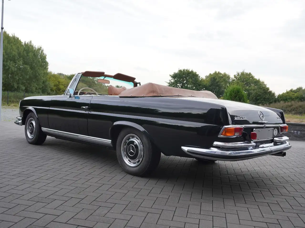 Mercedes-Benz 280 SE 3,5 Cabrio orig.o4o Schwarz HH-Ausl., foto 5