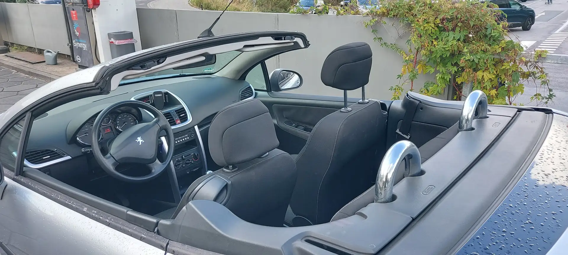 Peugeot 207 Filou Cabrio 1,6 Silber - 1