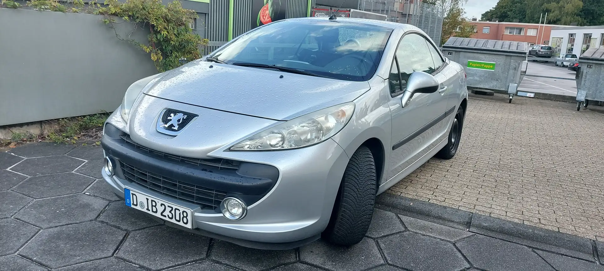 Peugeot 207 Filou Cabrio 1,6 Silber - 2