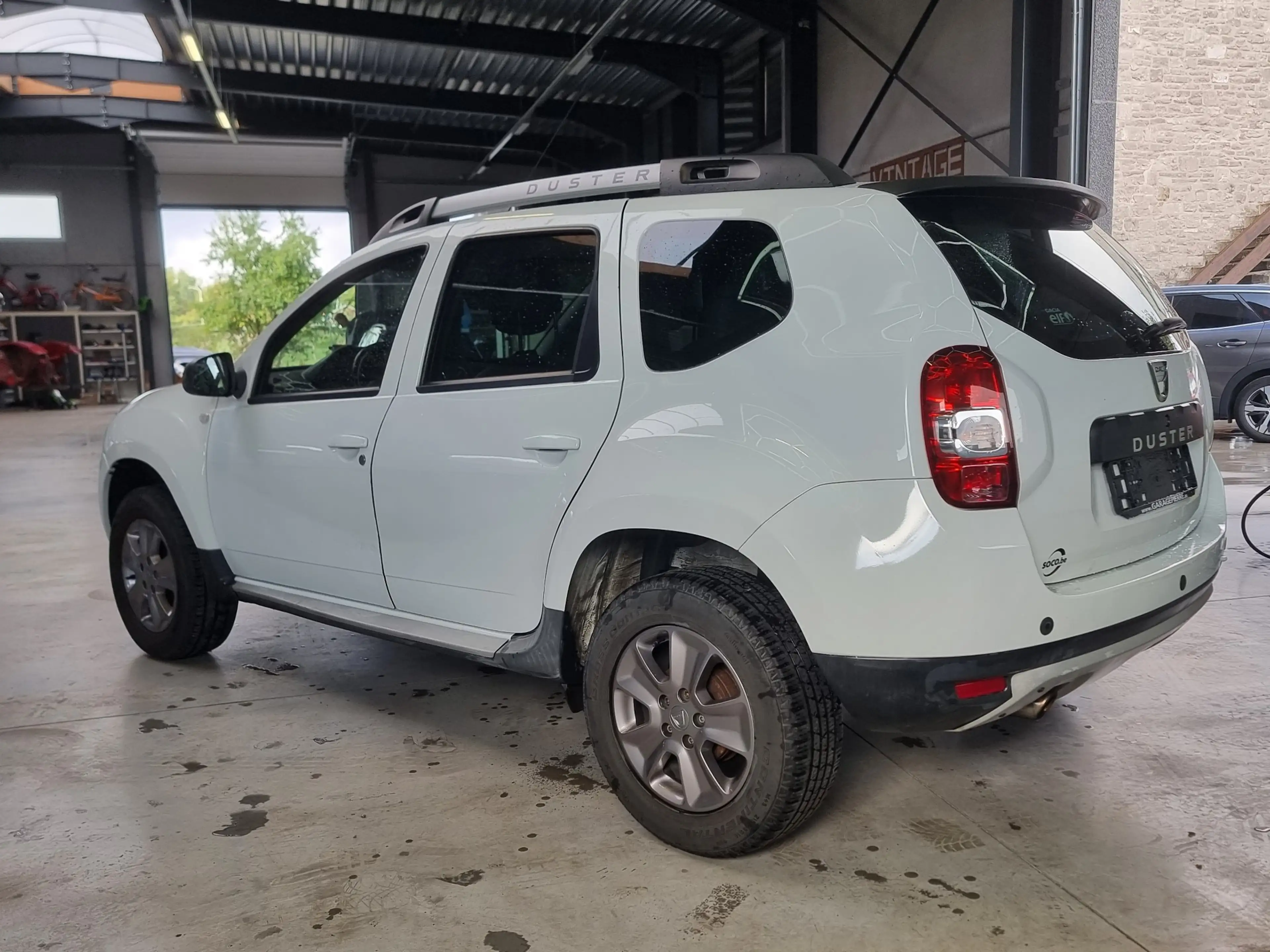 Dacia Duster Duster 1.2 TCe 4x2 Prestige * FULL OPTIONS * CUIR — photo 5